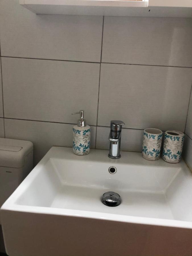 Family Stakic Apartamento Baška Voda Exterior foto