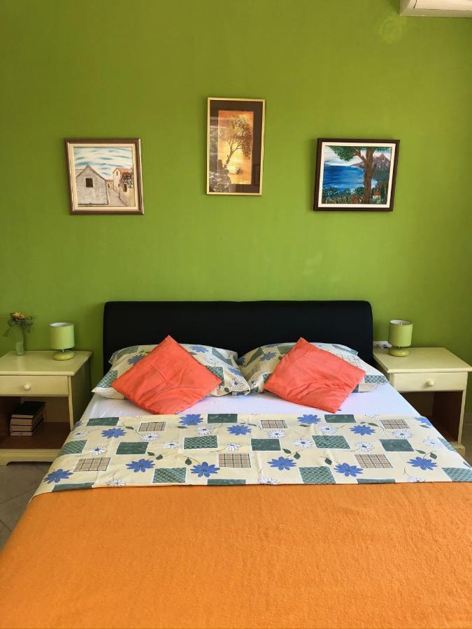 Family Stakic Apartamento Baška Voda Exterior foto
