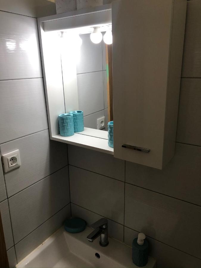 Family Stakic Apartamento Baška Voda Exterior foto